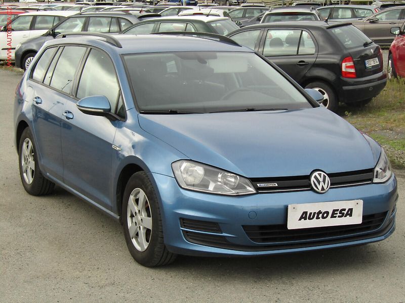 Volkswagen Golf (2015) 1.4 TGi, ČR, Trendline - fotka 1 z 17