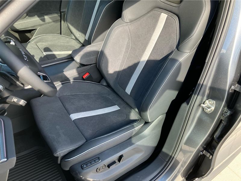 Škoda Kodiaq 2.0TDi 110kW SPORTLINE DSG - fotka 23 z 30