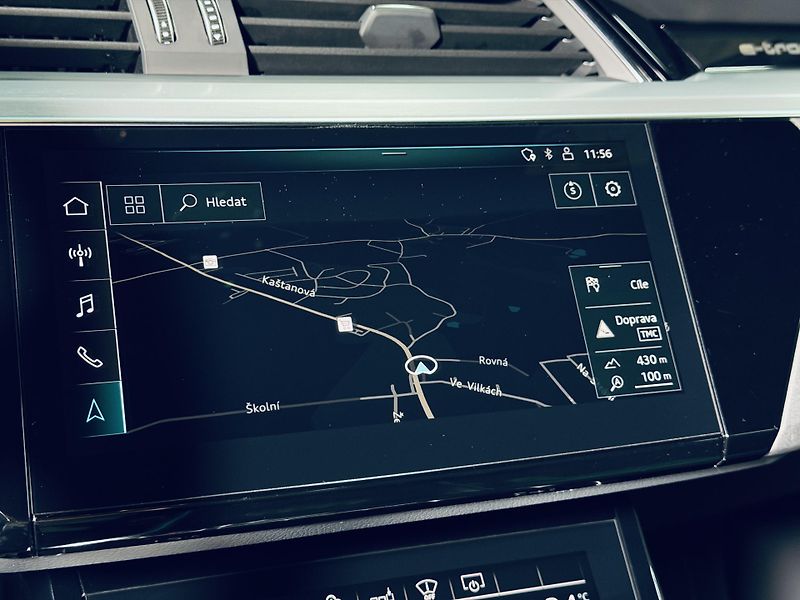 Audi e-tron (2020) 55*S-LINE*QUATTRO*REZERVACE - fotka 29 z 45