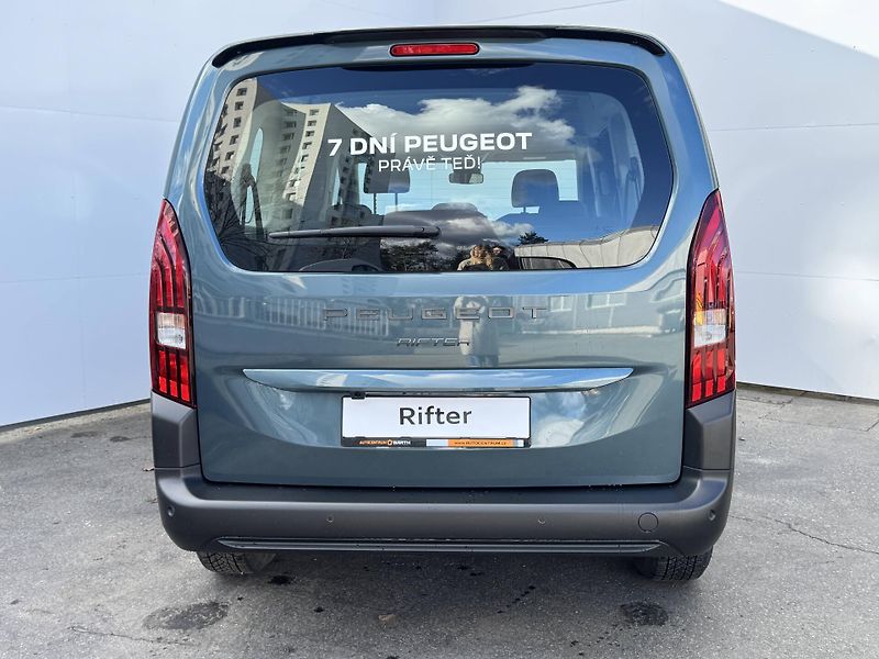 Peugeot Rifter (2025) LONG ALLURE S&S MAN6 1,5 BlueH - fotka 5 z 22