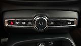 Volvo XC40 2.0 B4 AUT AWD Momentum Pro - náhled 13