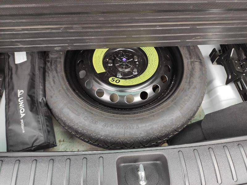 Hyundai Tucson (2019) 1.6 GDI 177k MAN6 TZ, zimáky - fotka 34 z 35