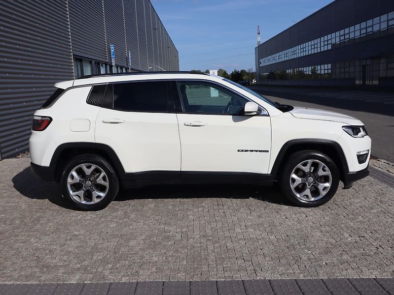 Jeep Compass (2020) - fotka 4 z 52