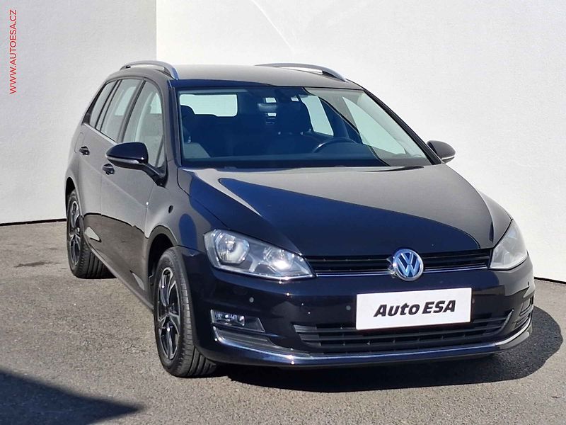 Volkswagen Golf (2017) 2.0TDi, ČR, AC, tempo, park - fotografie inzerátu