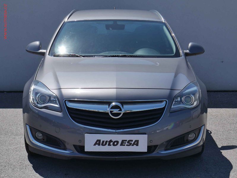 Opel Insignia (2016) 2.0 CDTi, ČR, AC, bixen - fotka 2 z 20