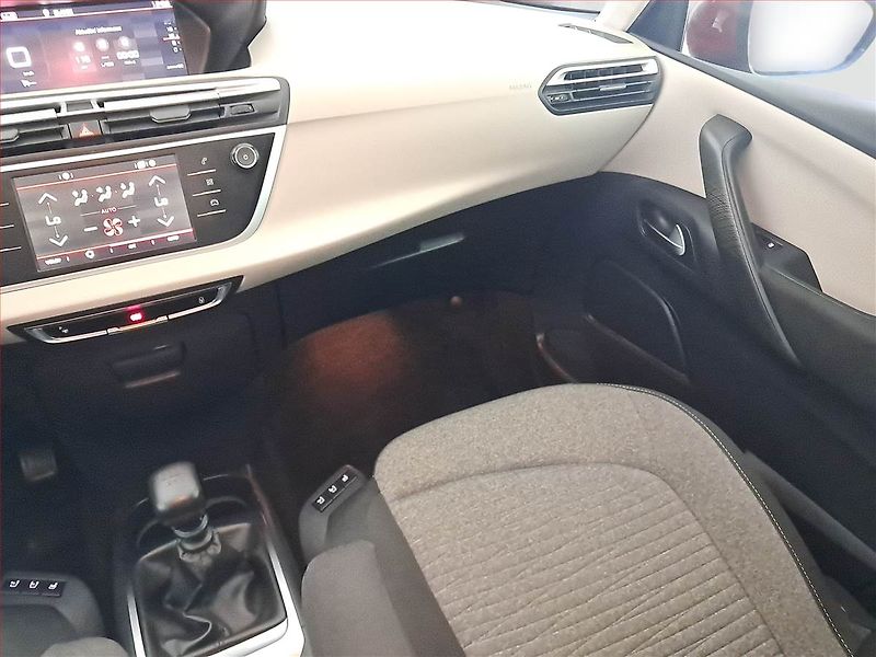 Citroën Grand C4 SpaceTourer (2019) 1.2 T, 7 míst, ČR,1.maj - fotka 8 z 22