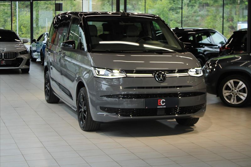 Volkswagen Multivan TDi DSG Edition ACC/NezTop/Har - fotka 31 z 32