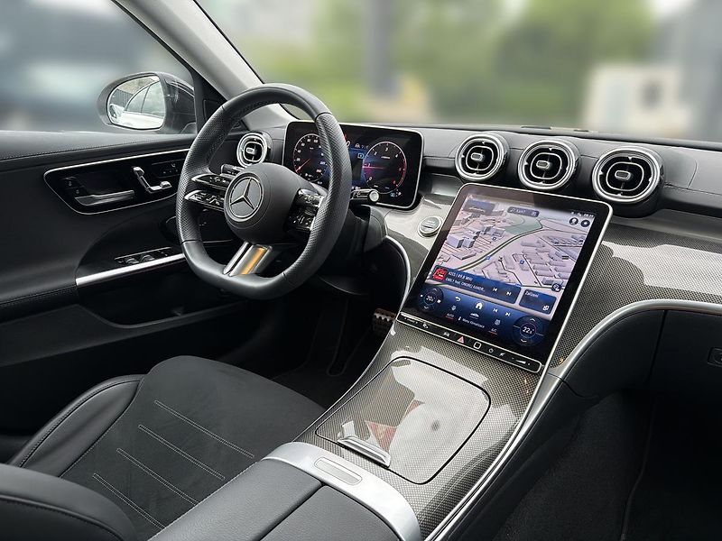 Mercedes-Benz Třídy C C 220 d 4MATIC   2,0 - fotka 12 z 17