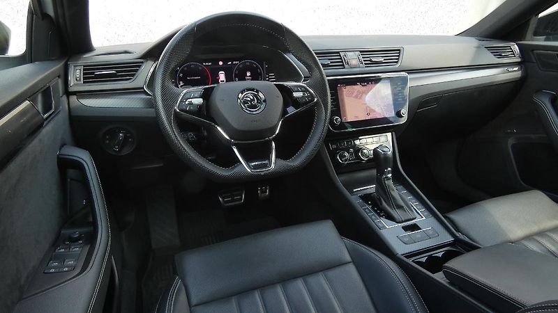 Škoda Superb 2.0 TDI DSG 4x4 Sportline 147k - fotka 5 z 29