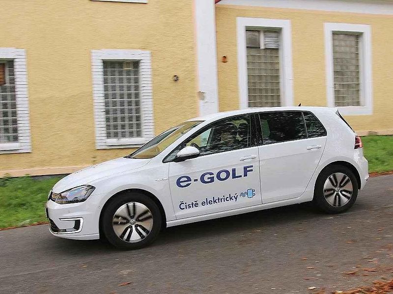Volkswagen e-up!.