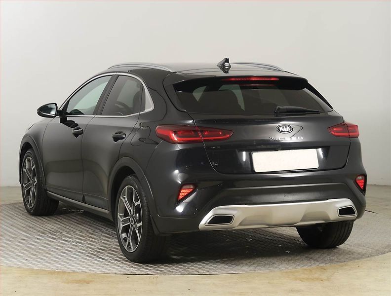 Kia XCeed (2019) TOP 1.4 T-GDI, Automat - fotka 4 z 26