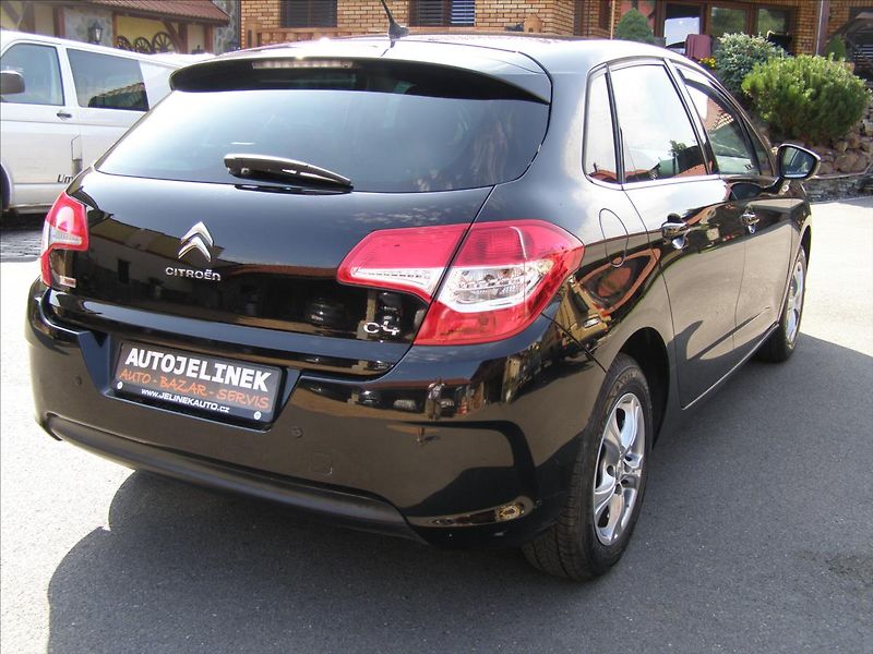 Citroën C4 1,6   po STK  nove pneu - fotka 5 z 31