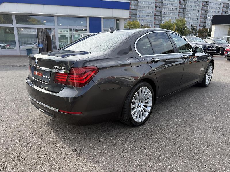BMW Řada 7 730D koupeno v ČR DPH - fotka 6 z 35