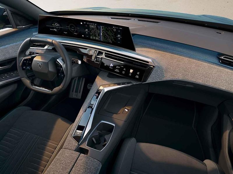 Nová generace Peugeot i-Cockpit v chystané 3008