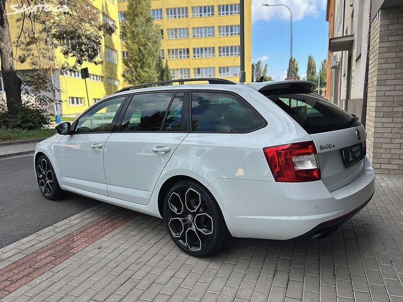 Škoda Octavia 2.0TSi RS ČR - fotka 4 z 24