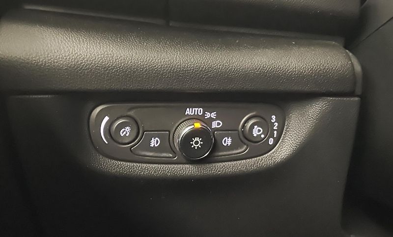 Opel Insignia ST 2,0CDTi 128kW 4X4, ČR - fotka 22 z 30