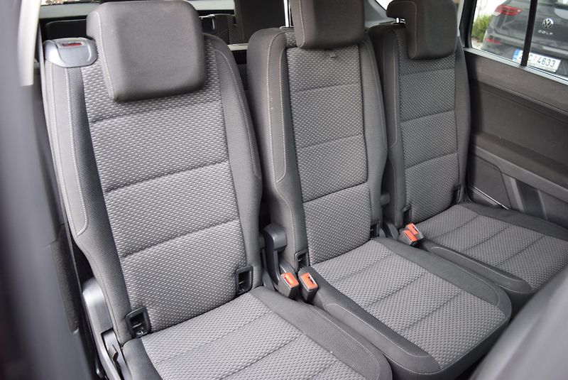 Volkswagen Touran (2017) 1.2TSI 81kw CLBMT 7MÍST TAŽNÉ - fotka 38 z 45