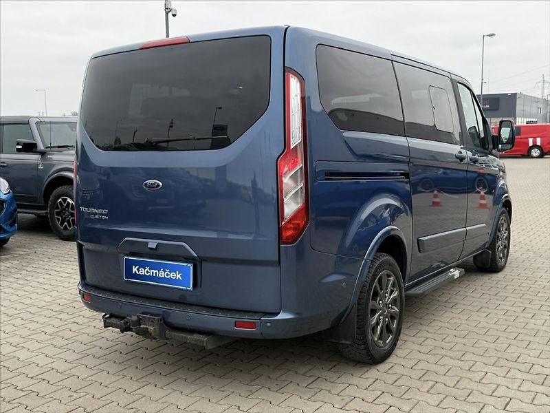 Ford Tourneo Custom 2,0 136kW Titanium X Webasto - fotka 5 z 28