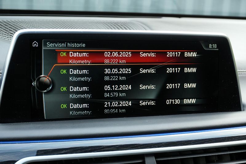BMW Řada 7 740d xDrive, Laser, Ventilace - fotka 22 z 42