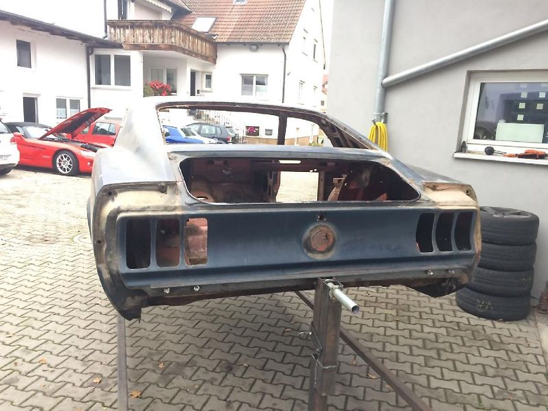 Ford Mustang  MACH 1 FASTBACK 351 WINDSOR V - fotka 34 z 50