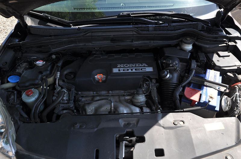 Honda CR-V 2.2i-DTEC 110kW 4WD Automat - fotka 10 z 19