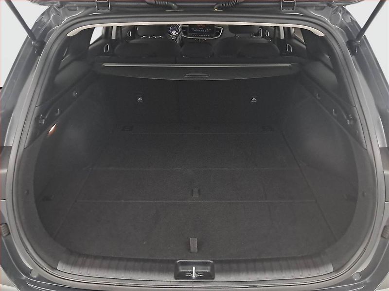 Kia Ceed (2025) 1.5 T-GDI - fotka 14 z 19