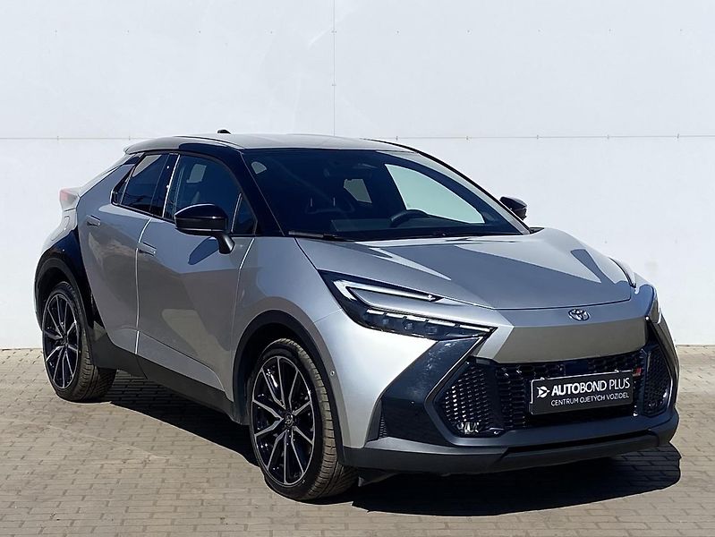 Toyota C-HR 2.0 PHEV e-CVT GR-Sport Premie - fotka 6 z 26