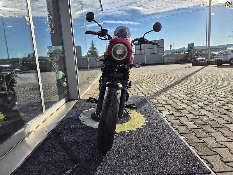 Moto Morini Calibro (2026) Custom 700 - fotka 9 z 17