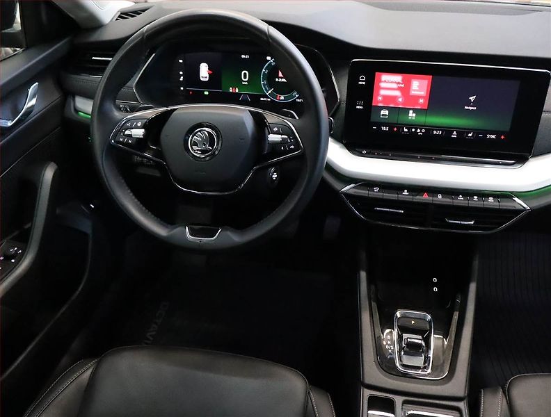 Škoda Octavia (2023) 2.0 TDI - fotka 7 z 25