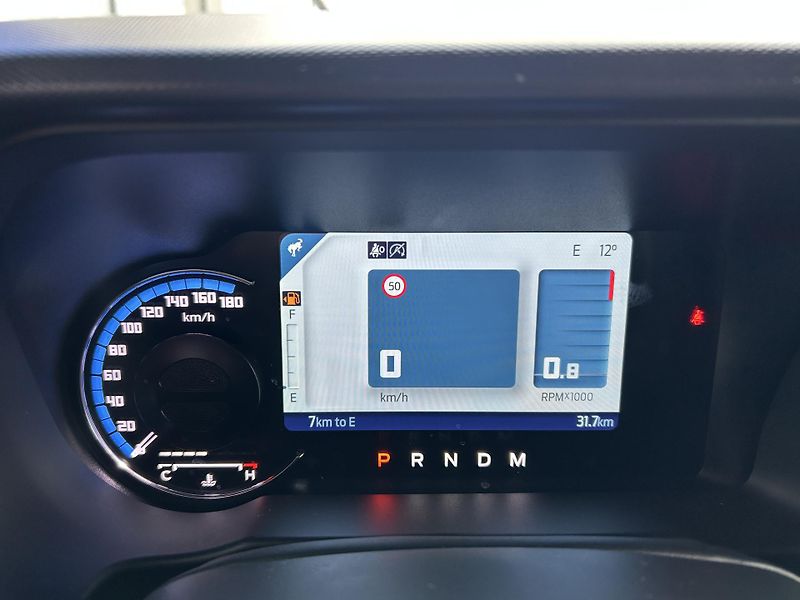 Ford Bronco 2.7 EcoBoost 246kW OUTER BANKS - fotka 22 z 36