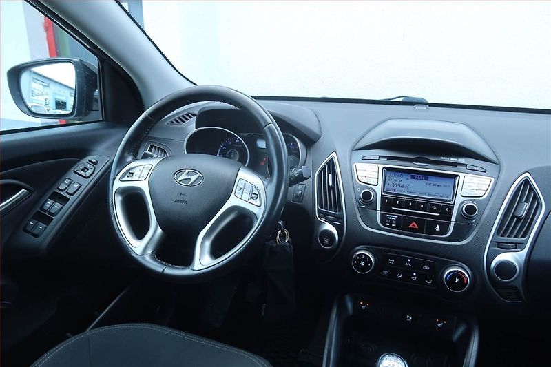 Hyundai ix35 (2012) 1.6 GDI, Serv.kniha, Tempomat - fotka 7 z 17