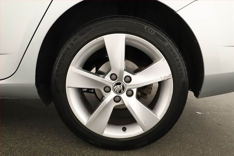 Škoda Fabia (2022) 1.0 TSI, Automat, Tempomat - fotka 10 z 12