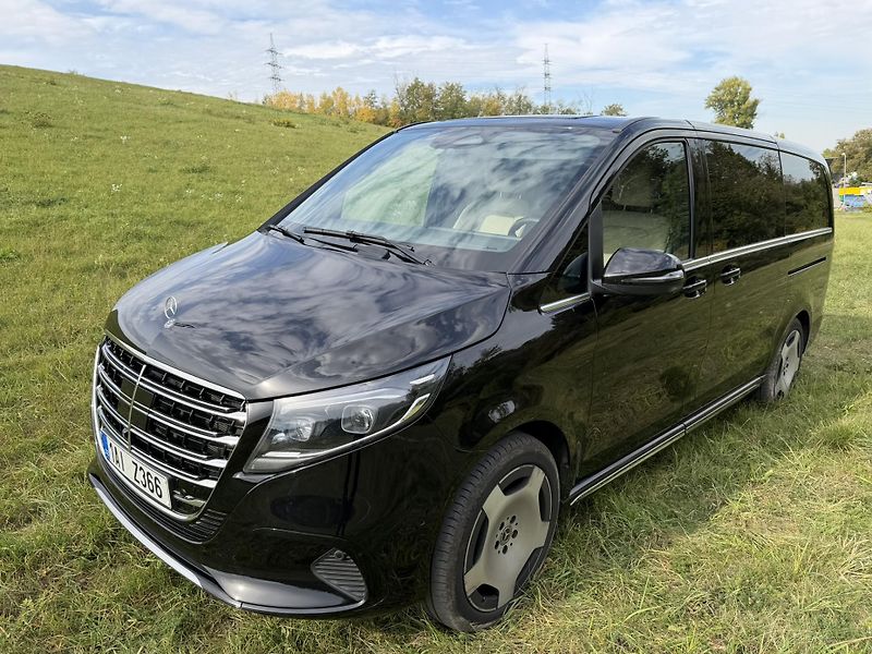 Mercedes-Benz Třídy V (2025) V300d 4M Excusiv L záru3Topení - fotka 4 z 22