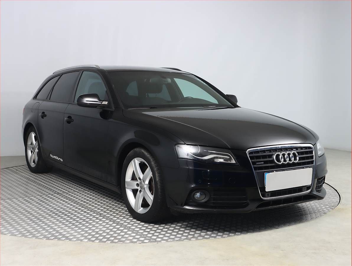 Audi A4 2.0 TFSI, 4X4, Automat, Navi
