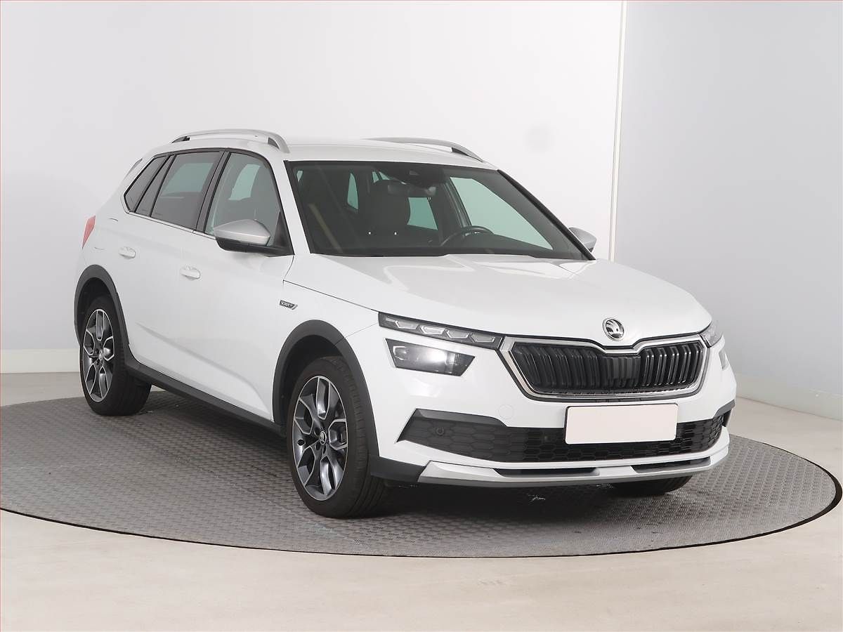 Škoda Kamiq Scoutline 1.0 TSI, Serv.kniha