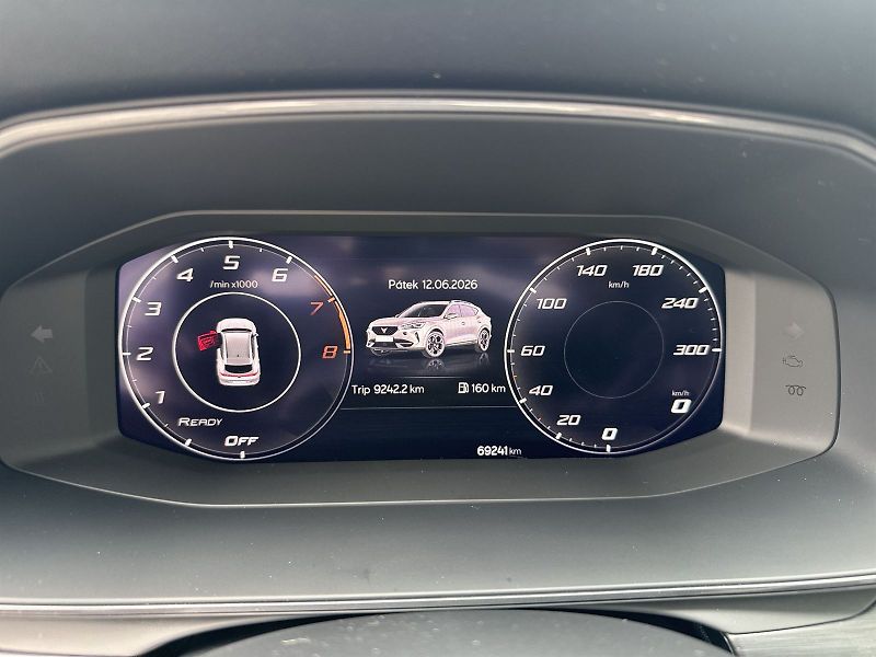 Cupra Formentor (2023) 1.5 TSI DSG - fotka 6 z 33