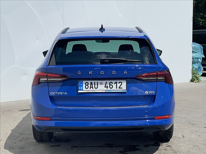 Škoda Octavia 1,5 TSI DSG Ambition Plus - fotka 23 z 23