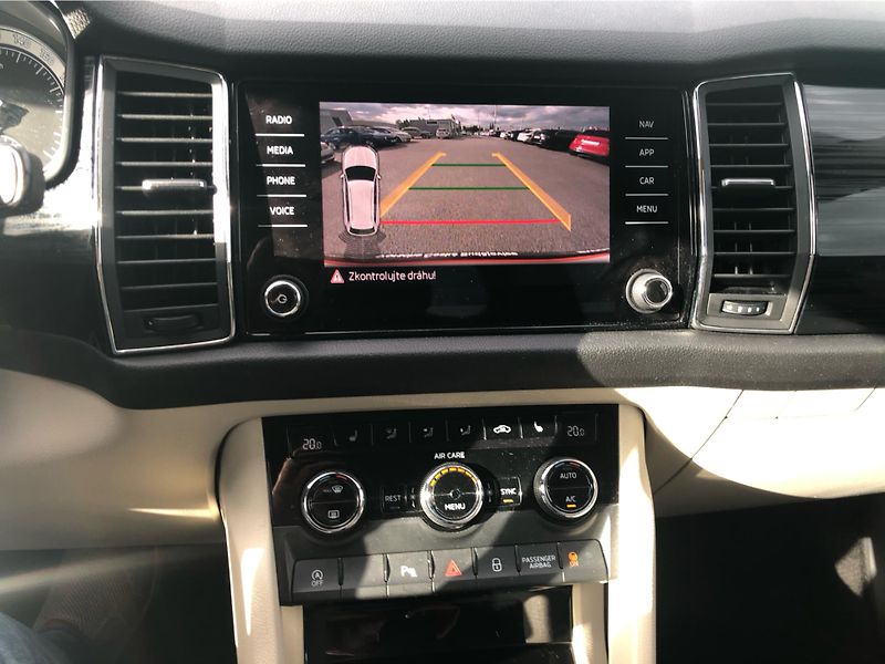 Škoda Kodiaq 2.0TDi 140kW STYLE PLUS 4x4 DS - fotka 21 z 30
