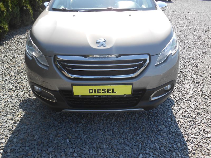 Peugeot 2008 1.6HDi, NAVI. CHROM,ALU - fotka 35 z 39