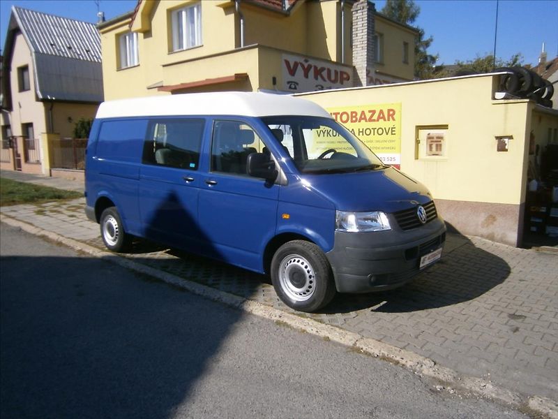 Volkswagen Transporter 1,9 TDI 77 KW 6 MÍST L2H2 - fotka 1 z 13