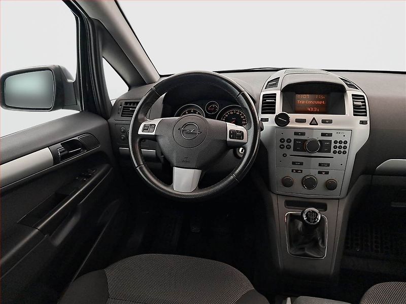 Opel Zafira (2009) 1.6, 7 míst - fotka 7 z 19