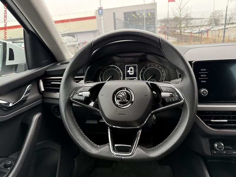 Škoda Scala (2022) 1.5 TSi, 1.maj,ČR, Style, DSG - fotka 14 z 22