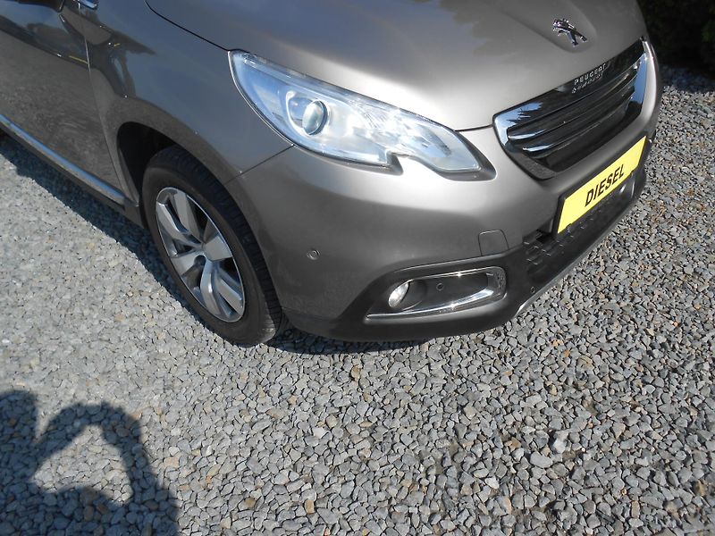 Peugeot 2008 1.6HDi, NAVI. CHROM,ALU - fotka 13 z 39