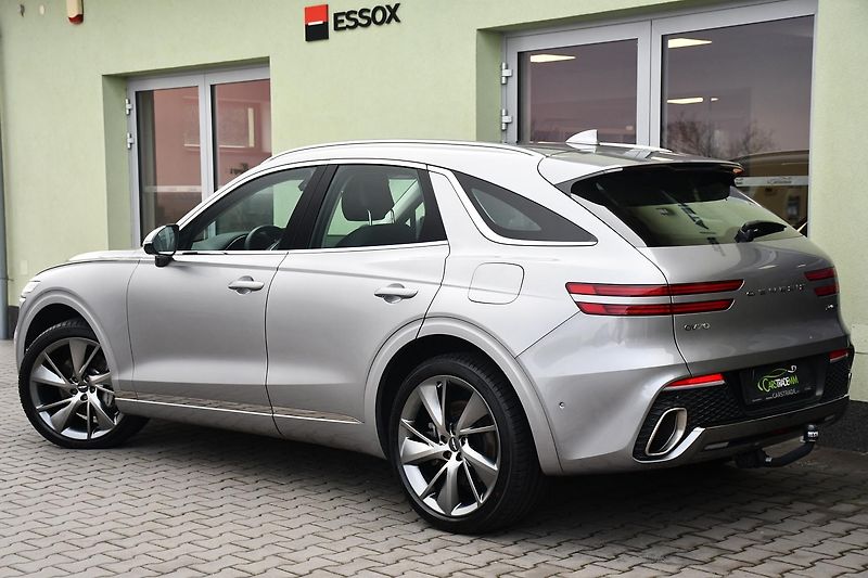 Genesis GV70 2.5T AWD AT8 LUXURY LINE - fotka 3 z 46