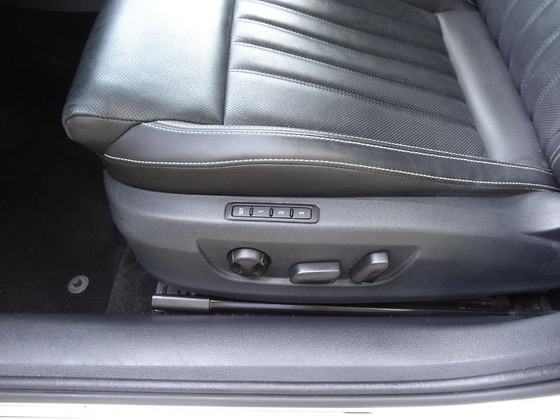 Škoda Superb Kom.2.0TDi L&K Taž.zař.4x4 DSG - fotka 26 z 62