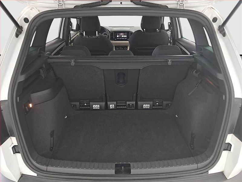 Škoda Karoq (2019) Style 1.5 TSI - fotka 14 z 17