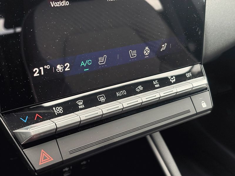 Renault Symbioz (2026) Techno E-Tech 160 fullhybrid - fotka 26 z 39