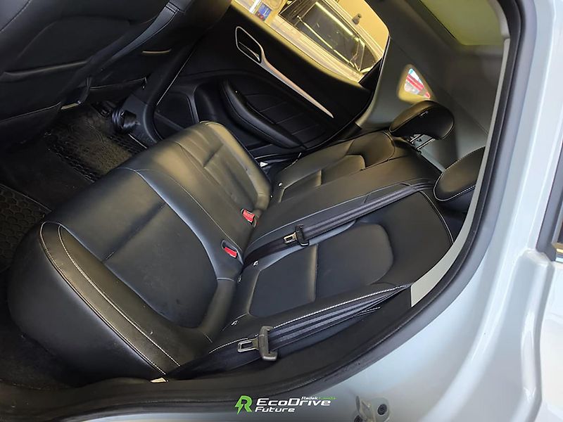 MG ZS (2021) Luxury 44,5 kWh, (143 koní) - fotka 11 z 11