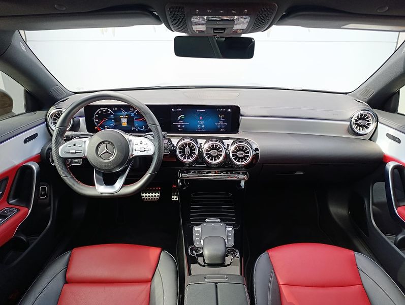 Mercedes-Benz CLA 220d AMG ČR DPH  - fotka 20 z 35