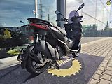 Aprilia SR GT 125 (2026) E5+ - AKČNÍ CENA - náhled 26